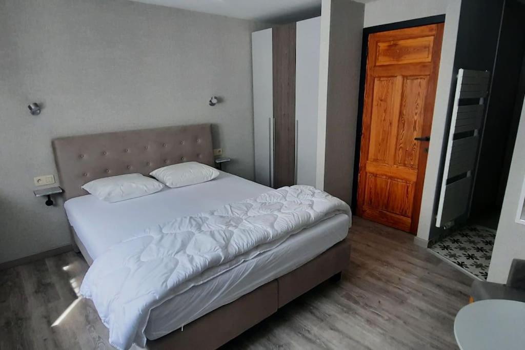 布永Le Relais Des Imprimeurs别墅 外观 照片